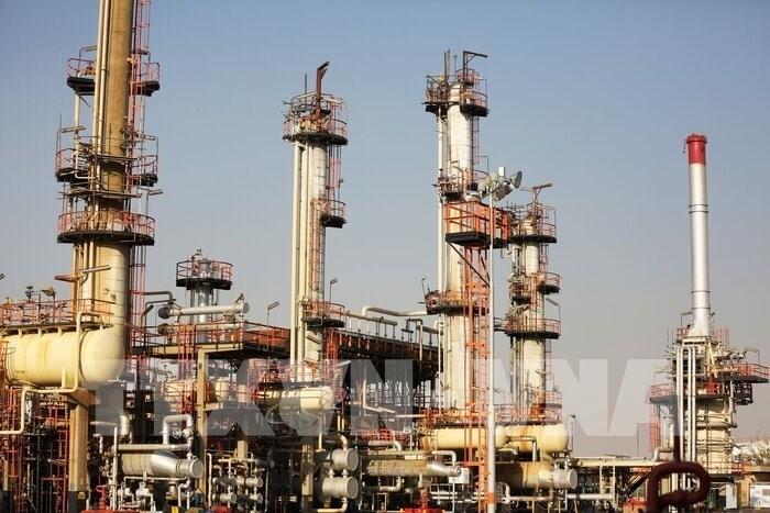 Giá dầu thế giới giảm nhẹ khi đàm phán hoà bình Mỹ-Iran có tiến triển