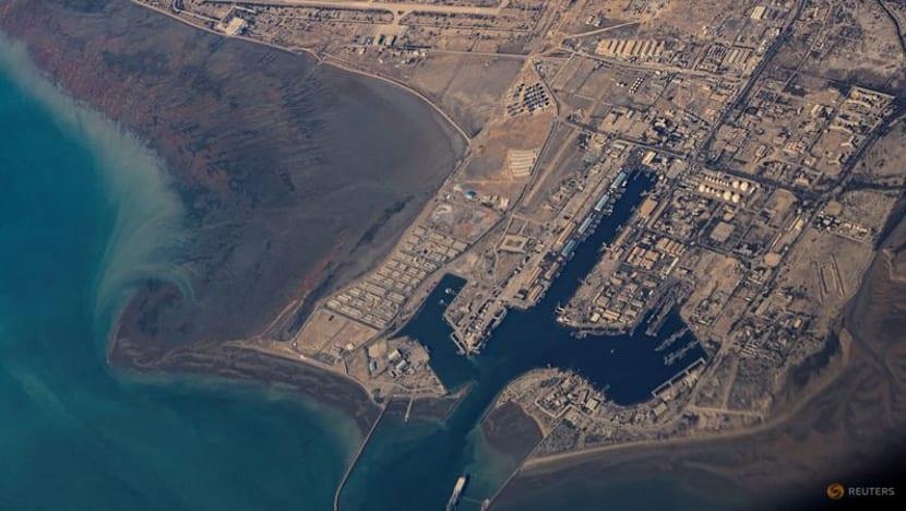 “Món quà” của Iran dành cho thế giới: 10 tàu chở dầu đi qua eo biển Hormuz