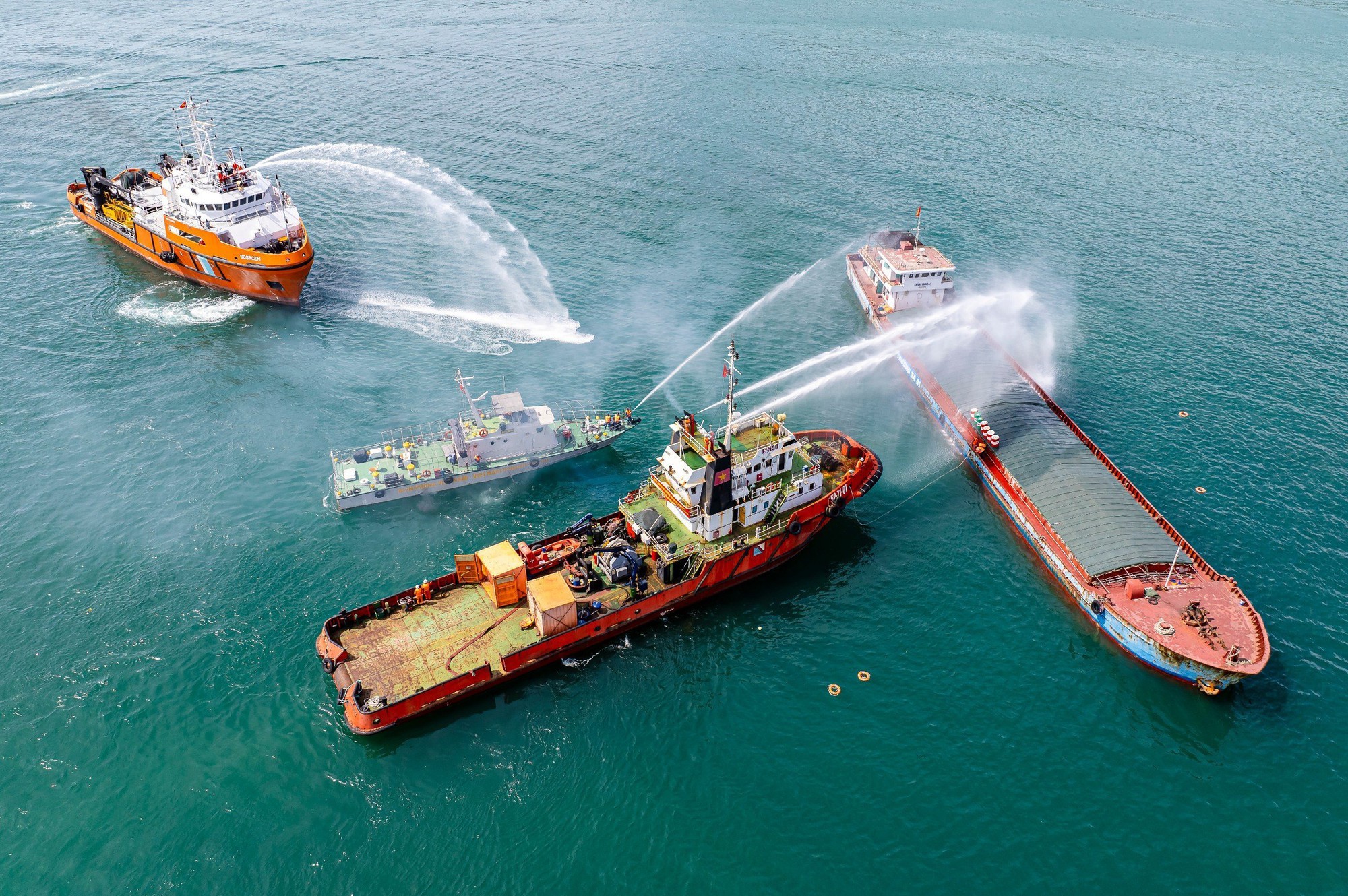 Quy chế hoạt động ứng phó sự cố tràn dầu 