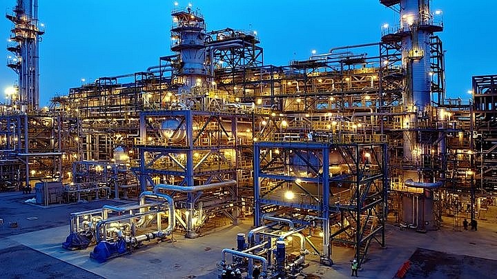 Giá dầu, giá bạc và sự chuyển động của thị trường trú ẩn