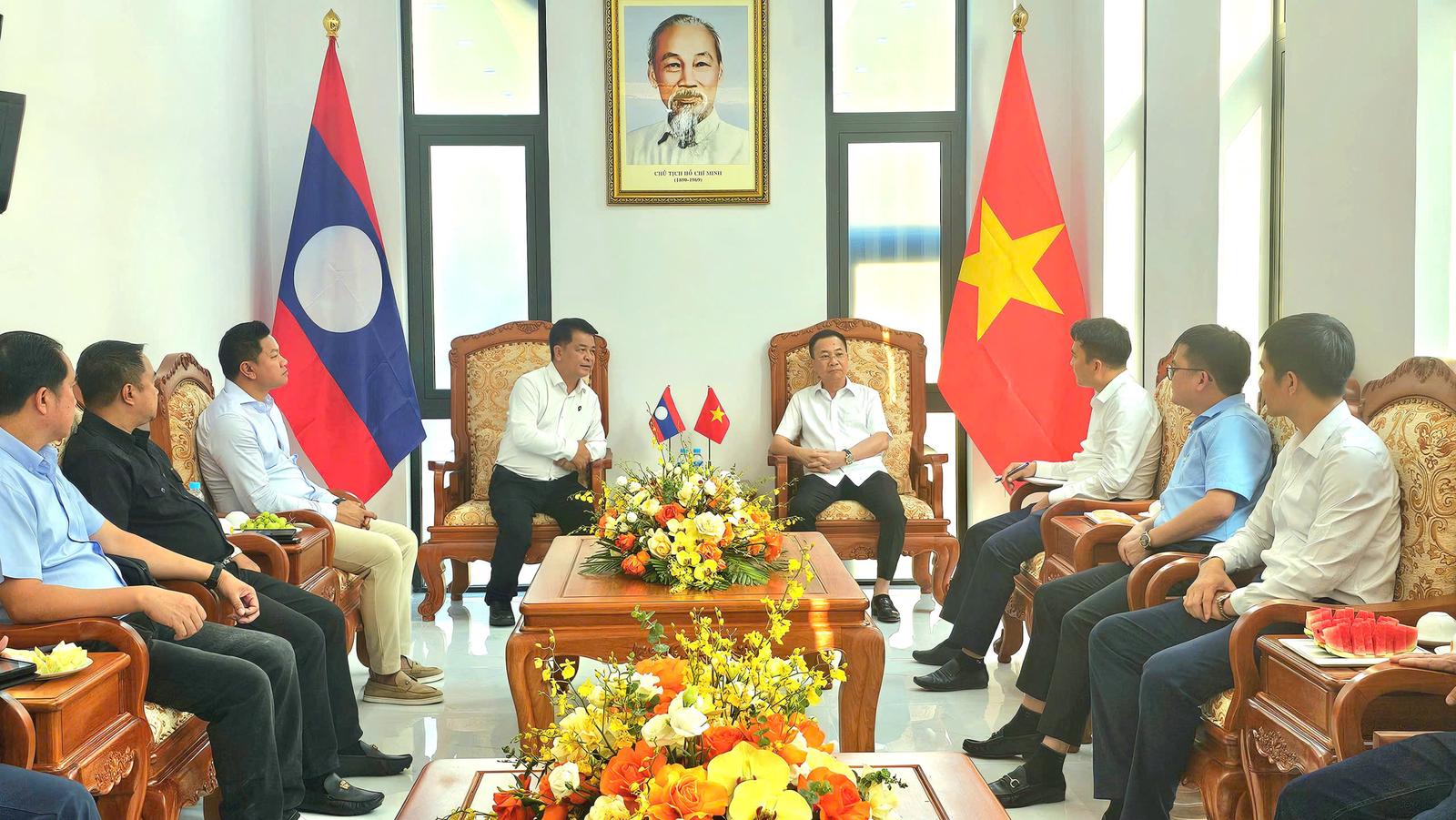 Hợp tác Lào -Việt