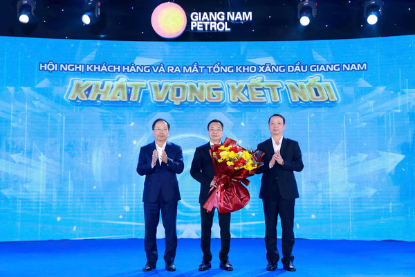 RA MẮT TỔNG KHO XĂNG DẦU GIANG NAM